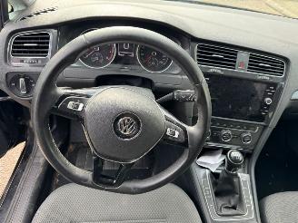 Volkswagen Golf 1.4 TSI Highline picture 10
