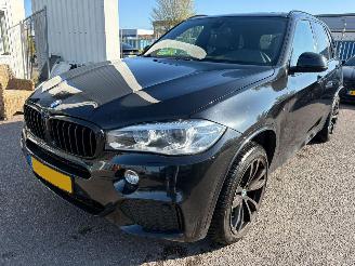 krockskadad bil auto BMW X5 xDrive30d High Executive 7p. 2014/3