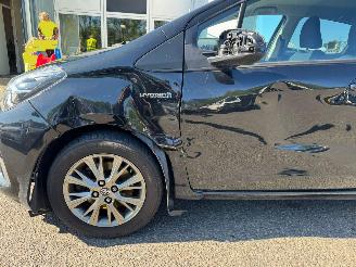 Toyota Yaris 1.5 Hybrid Dynamic automaat picture 2