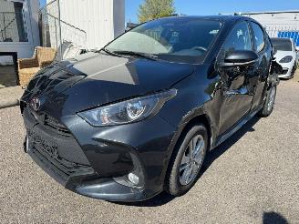 skadebil auto Toyota Yaris 1.5 AUTOMAAT Hybrid 115 Active 2024/10