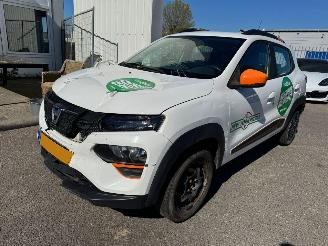 Voiture accidenté Dacia Spring Comfort Plus 27 kWh 2022/6