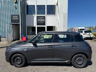 Suzuki Swift 1.2 Comfort Smart Hybrid picture 2
