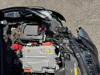 Nissan Juke 1.6 AUTOMAAT Hybrid Tekna picture 8