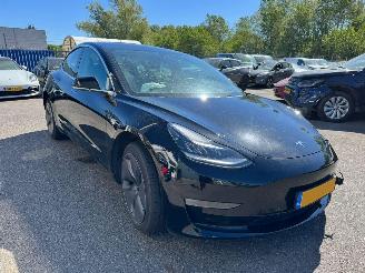 skadebil auto Tesla Model 3 Long Range AWD 75 kWh 2019/11