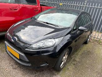 Damaged car Ford Fiesta 1.25 Limited 2011/1