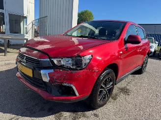uszkodzony samochody osobowe Mitsubishi ASX 1.6 Cleartec Bright+ 2017/9