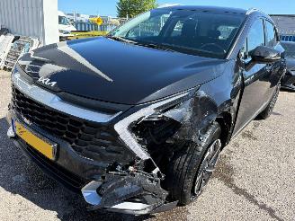 Auto incidentate Kia Sportage 1.6 AUTOMAAT T-GDi Hybrid DynamicLine 2023/2