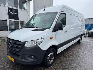krockskadad bil bedrijf Mercedes Sprinter 516 2.2 CDI L4H3 EURO VI-D 2020/7