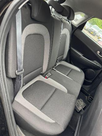 Hyundai Kona 1.0T Premium picture 18