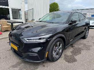 Unfallwagen Ford Mustang Mach-e Ford Mustang Mach-E RWD 75 kWh 2021/5