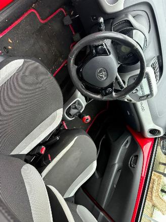 Toyota Aygo 1.0 VVT-i x-play picture 7