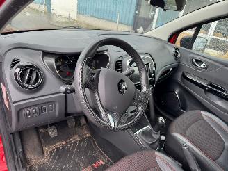 Renault Captur 0.9 TCe Helly Hansen picture 11