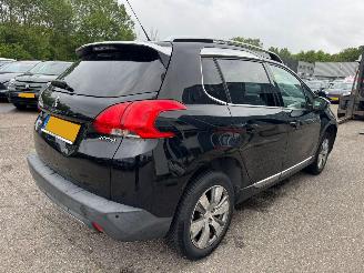 Peugeot 2008 1.2 VTi Allure Pack Premium Plus picture 5