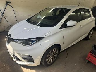 skadebil auto Renault Zoé R110 Life 52 kWh 2020/11