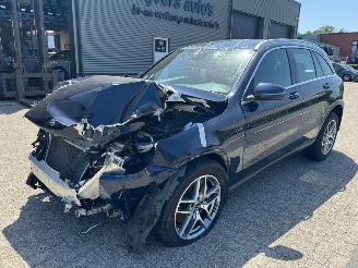 Damaged car Mercedes GLC 250 4MATIC Premium Plus 2018/8
