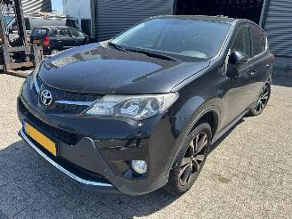 krockskadad bil auto Toyota Rav-4 2.0 Style Top 5 editie 4WD 2014/10