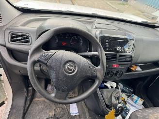 Opel Combo 1.3 CDTi L1H1 Edition picture 13