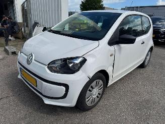 krockskadad bil auto Volkswagen Up! 1.0 easy up! BlueMotion 2013/7