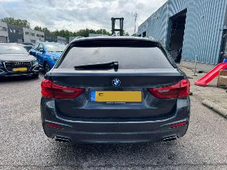 BMW 5-serie Touring 540i AUTOMAAT xDrive High Executive picture 4