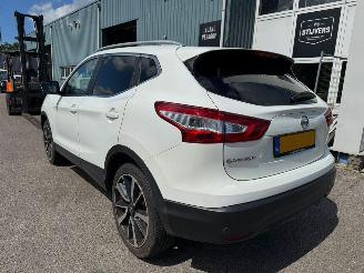 Nissan Qashqai 1.2 Tekna picture 3