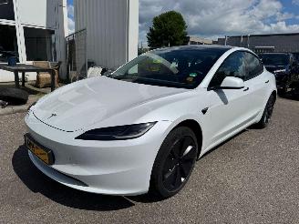 Damaged car Tesla Model 3 RWD 60 kWh 2024/10