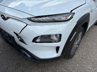 Hyundai Kona EV Premium 64 kWh picture 6