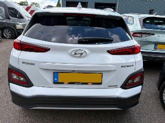 Hyundai Kona EV Premium 64 kWh picture 3