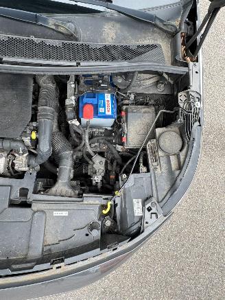 Peugeot 5008 1.2 PureTech Active picture 9