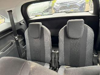 Peugeot 5008 1.2 PureTech Active picture 16