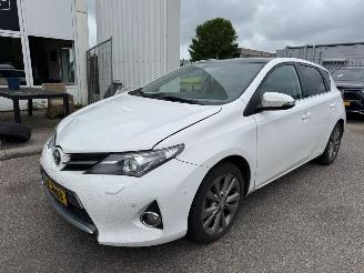 Avarii autoturisme Toyota Auris 1.8 AUTOMAAT Hybrid Executive 2013/8