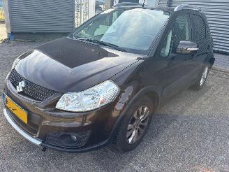 Unfallwagen Suzuki SX4 1.6 AUTOMAAT Expressive 2014/3