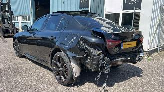 Alfa Romeo Giulia 2.0 T AWD Veloce 280 PK ! picture 3