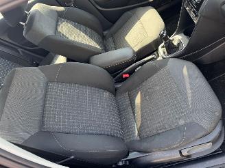 Volkswagen Polo 1.2 TSI Highline picture 15