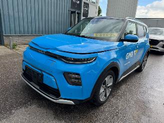 Vaurioauto  passenger cars Kia E-Soul ExecutiveLine 64 kWh 2023/4