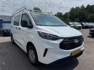 dañado vehículos comerciales Ford Transit Custom 300 2.0 TDCI L1H1 Trend DC 2024/10