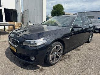 Unfallwagen BMW 5-serie Touring 518d AUTOMAAT  Luxury Edition 2016/10
