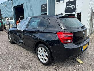 BMW 1-serie 116i AUTOMAAT picture 3