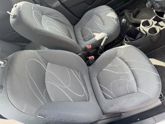 Chevrolet Spark 1.0 16V LE Bi-Fuel picture 11