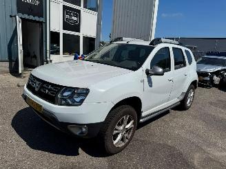 skadebil auto Dacia Duster 1.2 TCe 4x2 10th Anniversary 2015/7