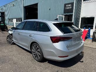 Skoda Octavia Combi 2.0 AUTOMAAT TDI picture 4