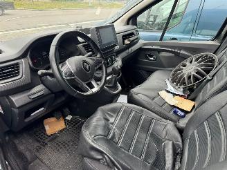 Renault Trafic 2.0 AUTOMAAT dCi 150 T30 L2H1 Work Edition picture 11