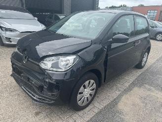 skadebil auto Volkswagen Up! 1.0 BMT move up! 2017/1