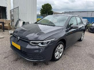 Vaurioauto  passenger cars Volkswagen Golf 1.0 AUTOMAAT eTSI Life Business 2020/12