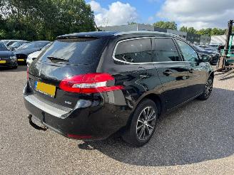 Peugeot 308 SW 1.2 AUTOMAAT  PureTech Blue Lease Premium picture 5