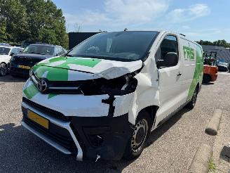 Damaged car Toyota Proace Worker 2.0 D-4D Professional Long 2022/4