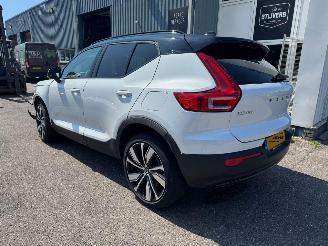 Volvo XC40 Recharge P8 AWD R-Design picture 3