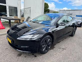 skadebil auto Tesla Model 3 RWD 60 kWh 2024/4