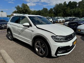 Coche accidentado Volkswagen Tiguan 2.0 AUTOMAAT TSI 4Motion Highline Business R 2019/7