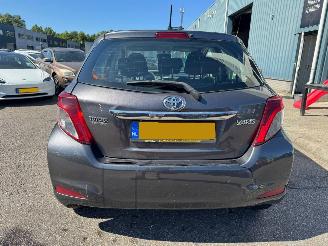 Toyota Yaris 1.0 VVT-i Aspiration picture 5