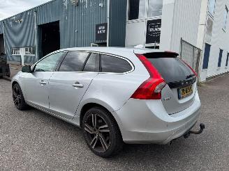 Volvo V-60 2.0 D2 Ocean Race picture 3